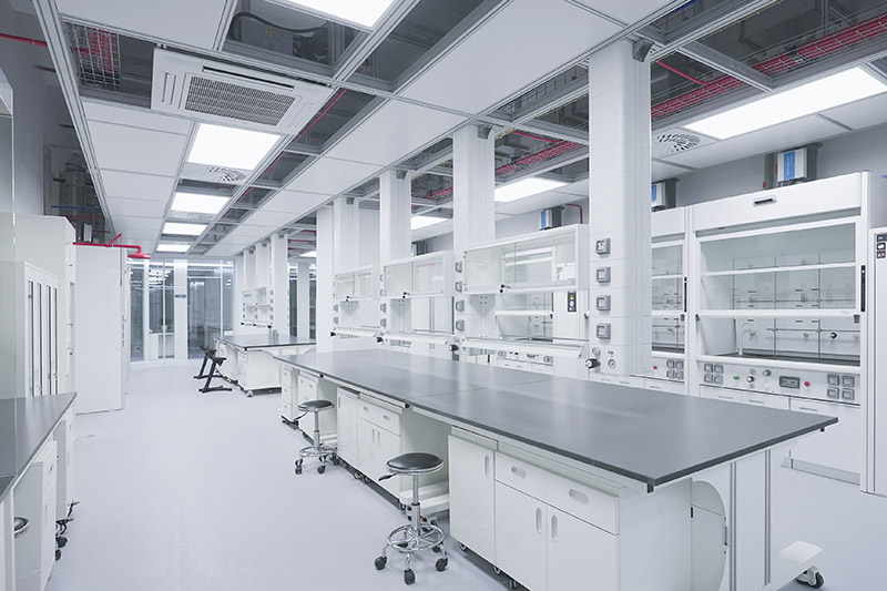 龙陵实验室革新：安全与科技的现代融合
